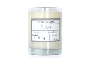 Candle that smells like the outdoors (Rain, woods, fresh grass)